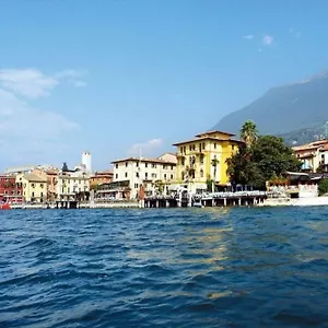 Отель Hotel Malcesine Мальчезине